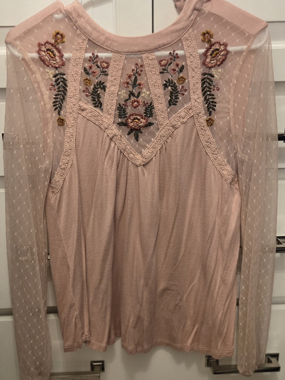 Spirit Hwy Blush Pink Embroidered Mesh Top Size Small